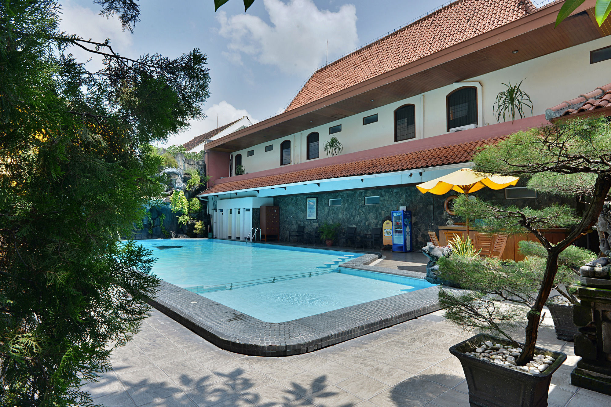 Puri Artha Hotel Jogjacarta Exterior foto